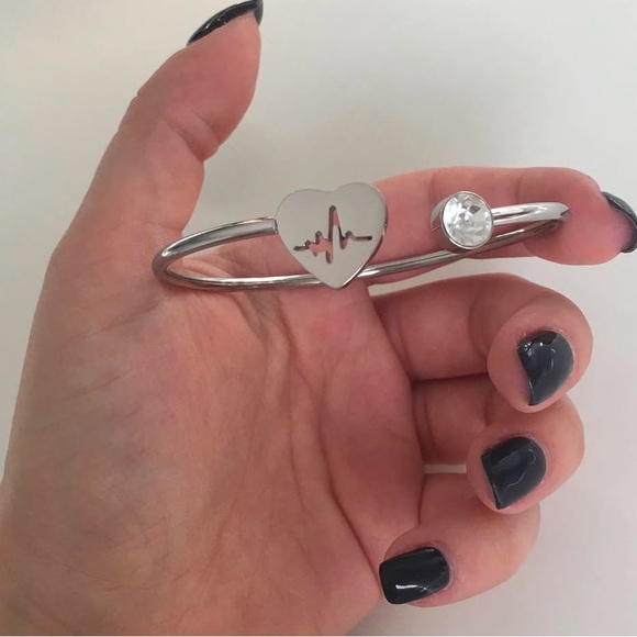 Health care worker heart beat bangle - Picture 2 of 3